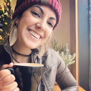 Meet your Posher, Karla